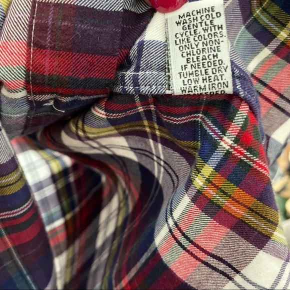 Button down shirt causal plaid small - Picture 7 of 9